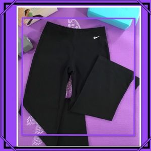 🧘🏻‍♂️NIKE DRI FIT CROP YOGA EXERCISE PANTS XS